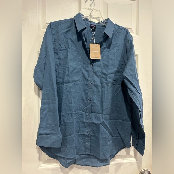 Patagonia Tops - Patagonia Women's Medium Lightweight A/C Button-Down Shirt Utility Blue NWT